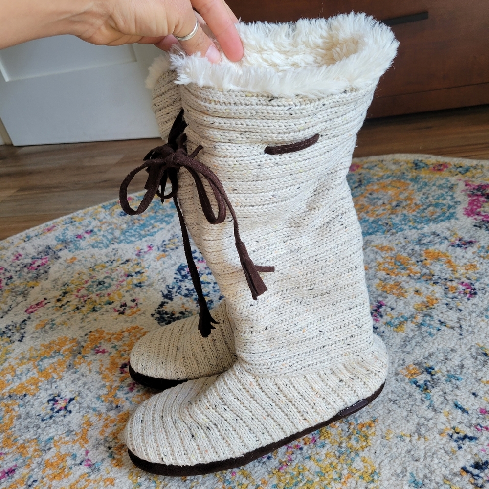 Muk Luks Cream and Brown Winter Boots with Knit Texture